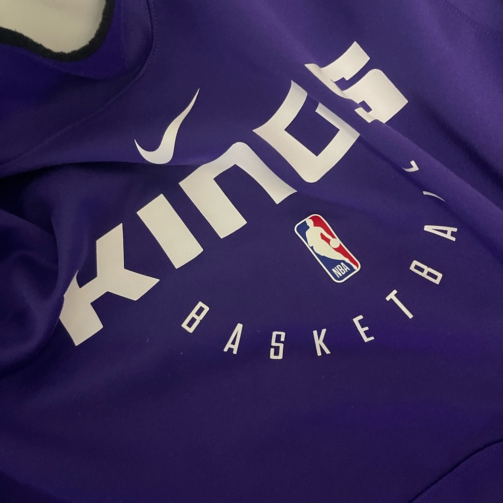 Sacramento kings sweater
